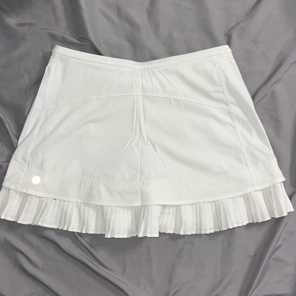 Rare Lululemon Baby Pleat Tennis skirt - Picture 2 of 10